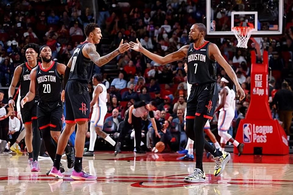 皇冠体育投注-几年过去了一点都没进步！火箭锋线新星的情况真是令人非常担心？